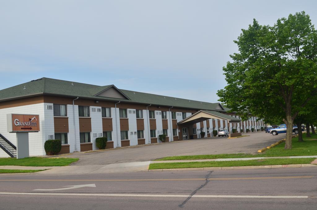 Grand Inn Motel Moorhead Luaran gambar