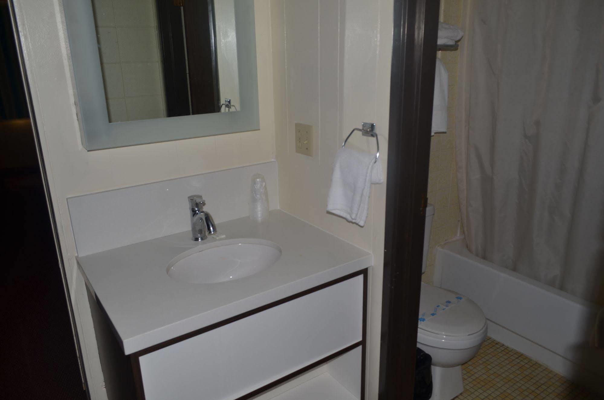 Grand Inn Motel Moorhead Luaran gambar
