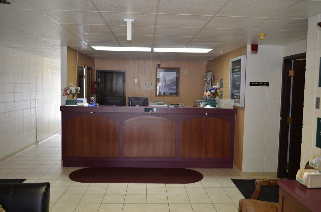 Grand Inn Motel Moorhead Luaran gambar